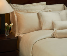 Load image into Gallery viewer, Magnificence Linens - Accent Pillows
